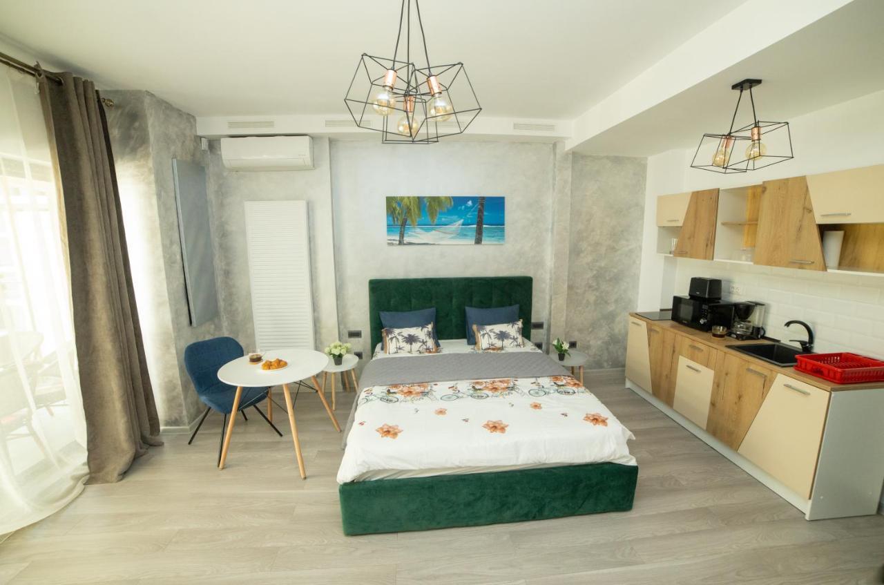 Studio 60 By The Beach Mamaia, Free Parking Casa Del Mar Exterior foto